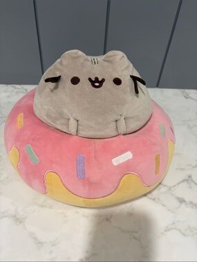 GUND Pusheen Big Donut Plush Floatie Claire’s Exclusive 12" Pink